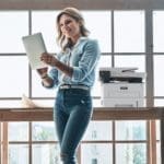 xerox-b235-multifonction-printer-800x500-gallery2-fr Imprimante Xerox® B235 Multifonction bureau femme